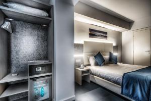 suite blue style