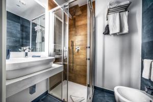 suite blue style