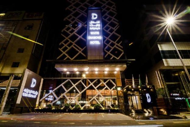 white diamond hotel sari