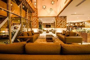 white diamond hotel sari