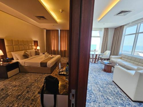 dolphin continental salmiya hotel