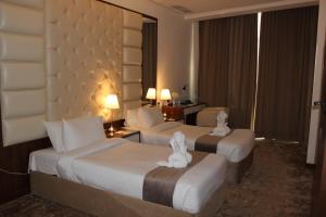 dolphin continental salmiya hotel