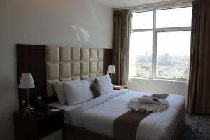 dolphin continental salmiya hotel