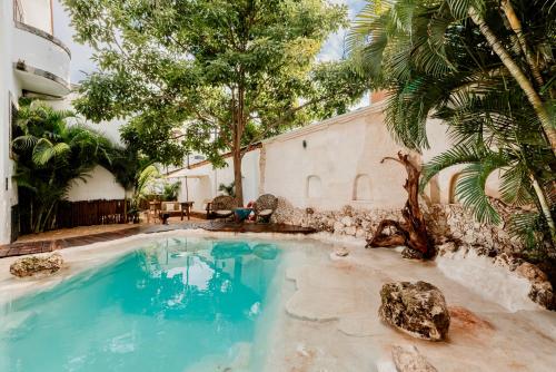 enigmatic hotel experience