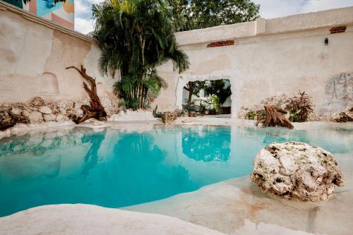 enigmatic hotel experience