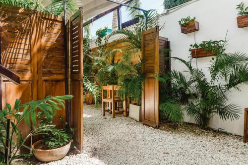 enigmatic hotel experience