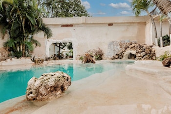 enigmatic hotel experience