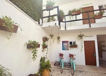 enigmatic hotel experience