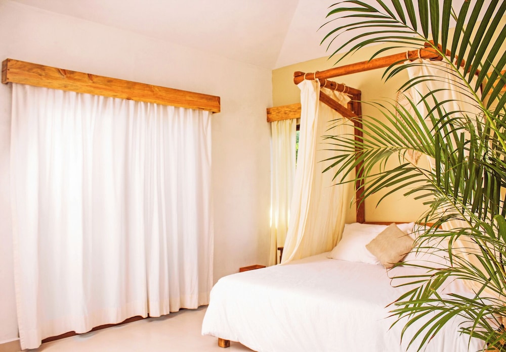 enigmatic hotel experience