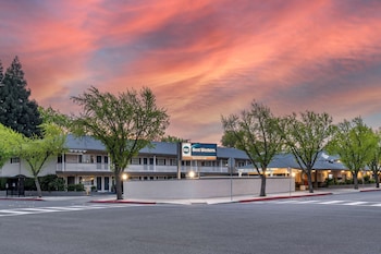 best western town house lodge