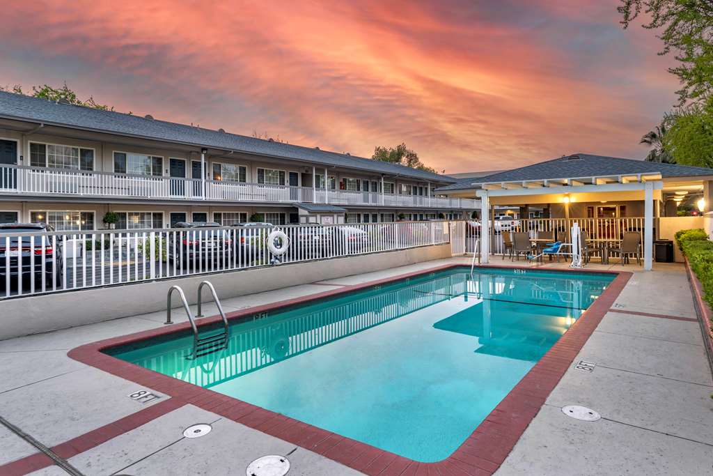 best western town house lodge