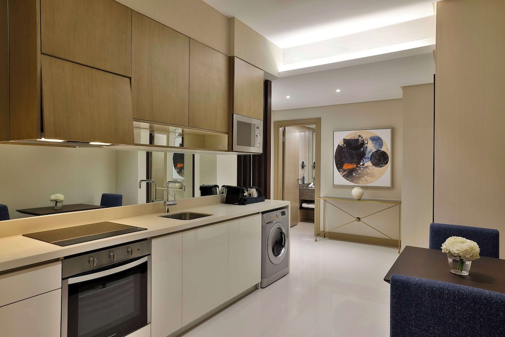 hilton manama