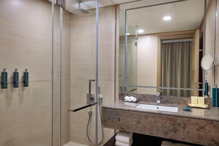 hilton manama