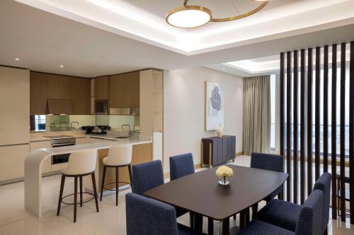 hilton manama