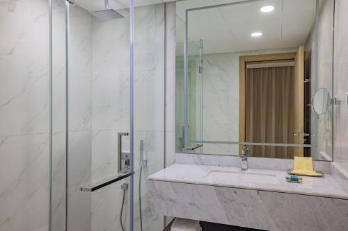 hilton manama