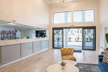 rodeway inn clearwater central