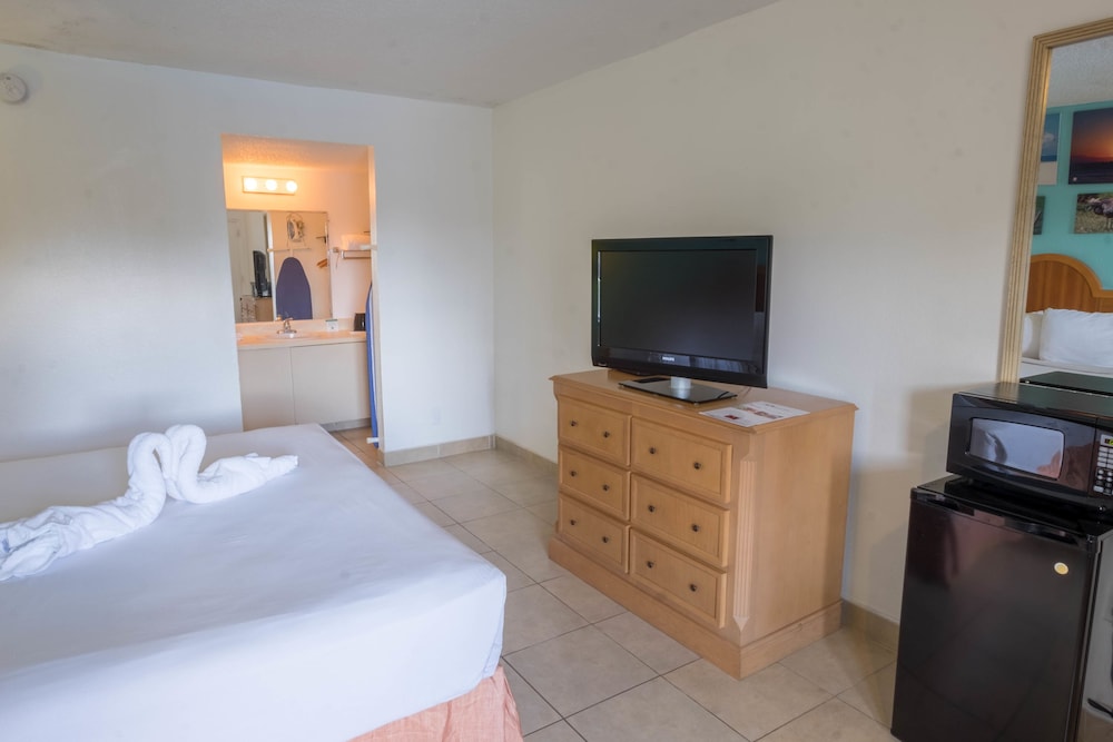 rodeway inn clearwater central