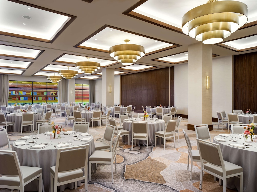 thompson palm springs by hyatt