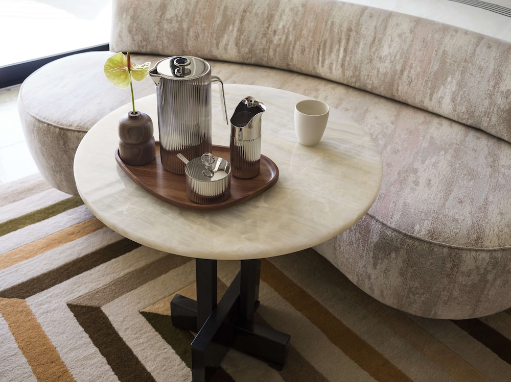 thompson palm springs by hyatt