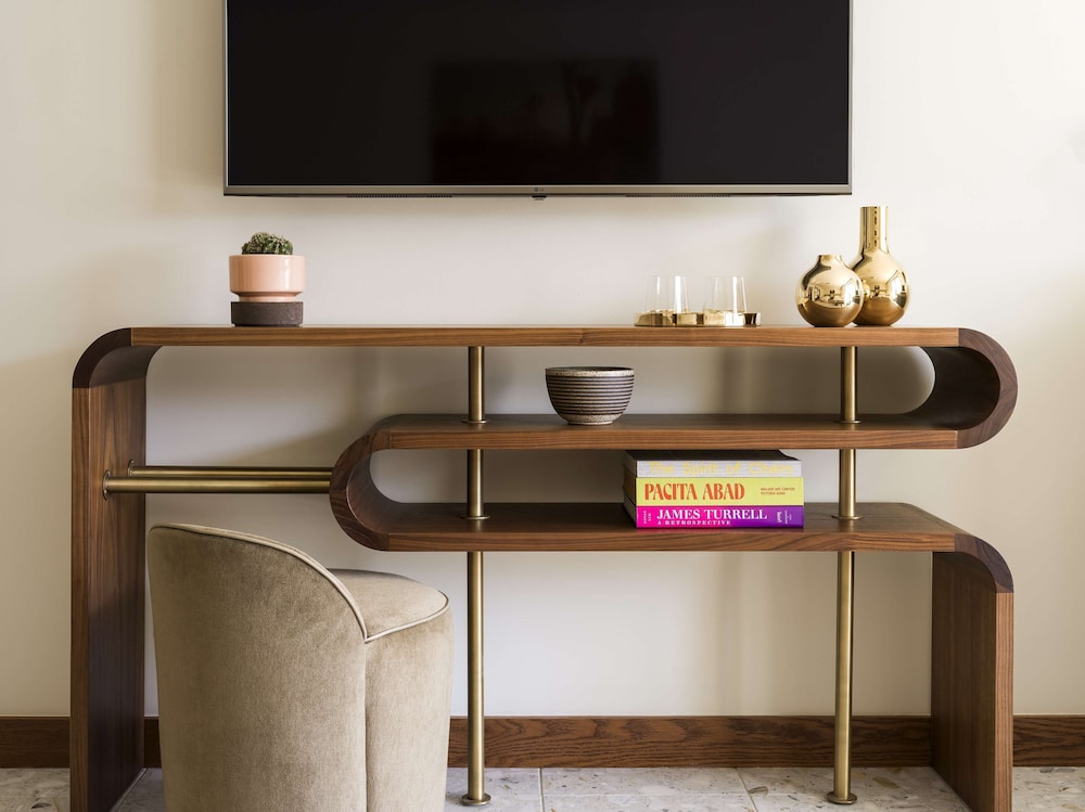 thompson palm springs by hyatt