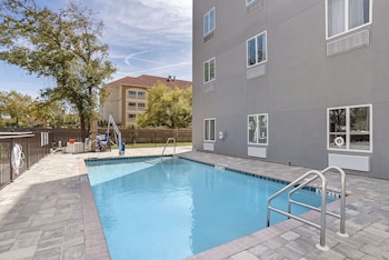 sleep inn and suites fort walton beach destin west