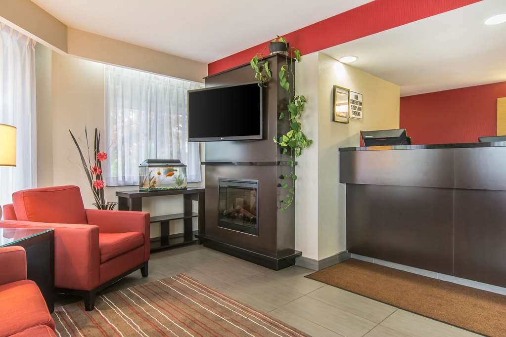 comfort inn magnetic hill