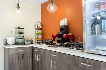 gallus stadium park inn ascend hotel collection