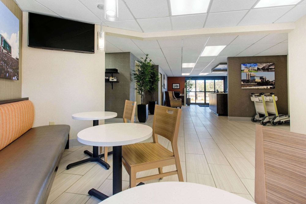 gallus stadium park inn ascend hotel collection