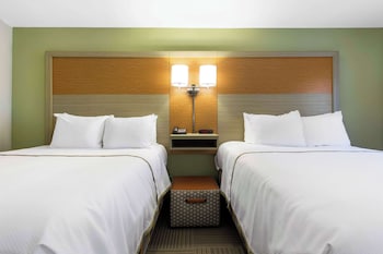 gallus stadium park inn ascend hotel collection