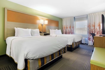 gallus stadium park inn ascend hotel collection