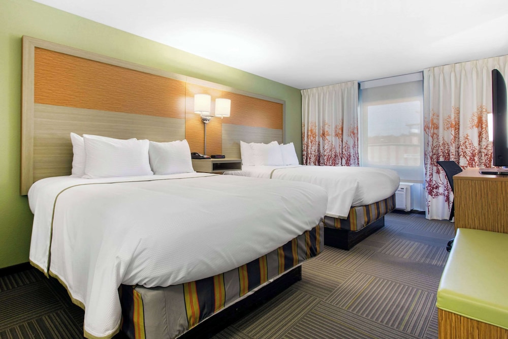 gallus stadium park inn ascend hotel collection