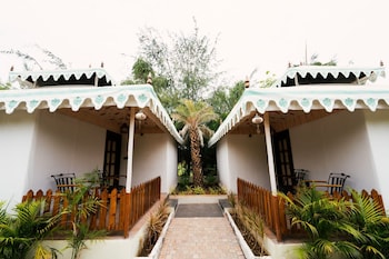 raj vasa resort ujjain