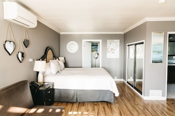 laguna cove hotel