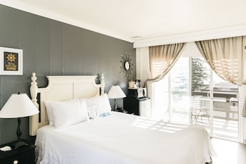 laguna cove hotel