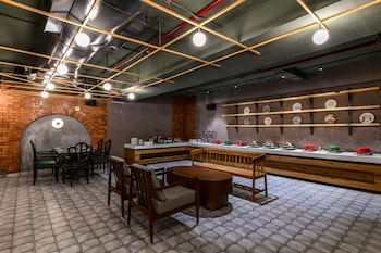 regenta inn downton raipur