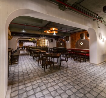 regenta inn downton raipur