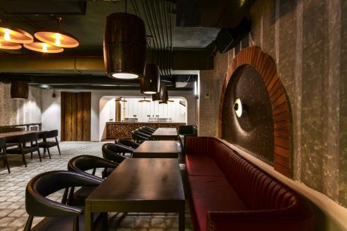 regenta inn downton raipur