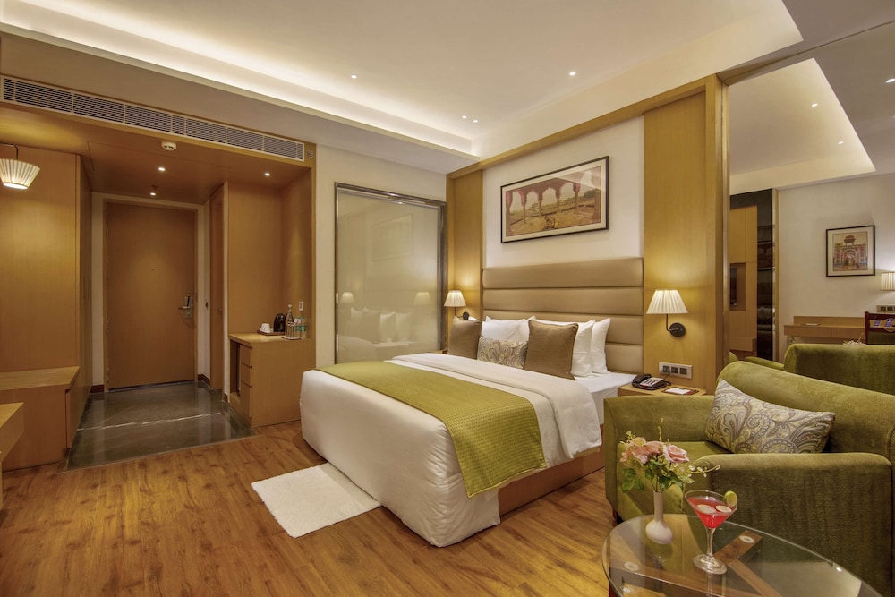 sarovar portico sonipat
