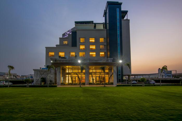 sarovar portico sonipat