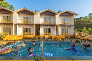 The Social Stays Goa,Betalbatim Beach,2 star