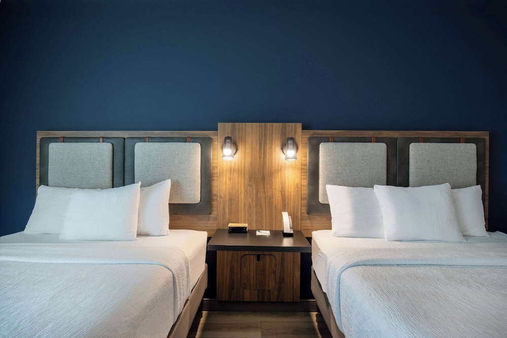 la quinta inn and suites by wyndham chattanooga downtown south