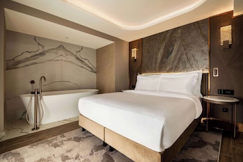 boreas hotel trademark collection by wyndham
