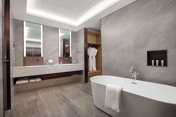 wyndham xishuangbanna qingquan