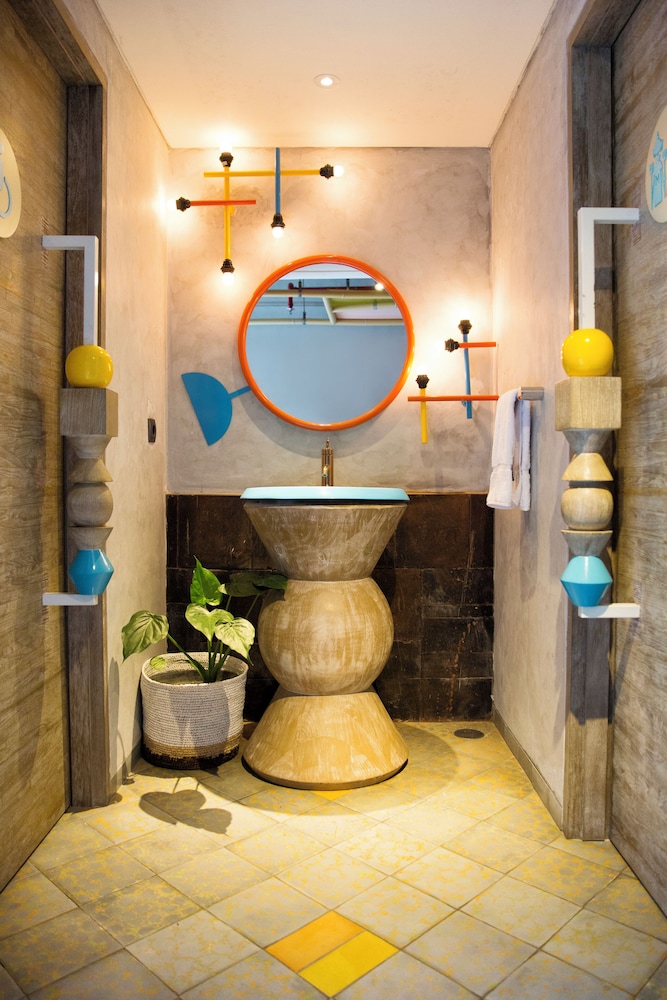 ikosharold suites seminyak