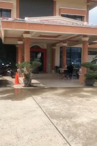 hotel abna sangatta redpartner