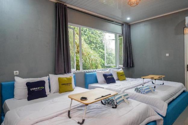 urbanview hotel umbrella dieng by reddoorz