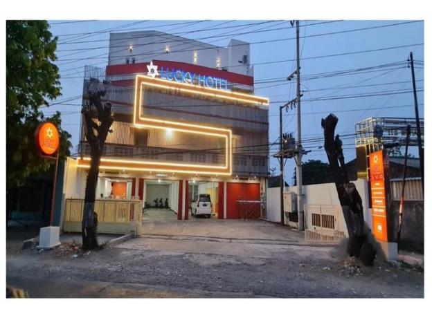 lucky hotel by surya group