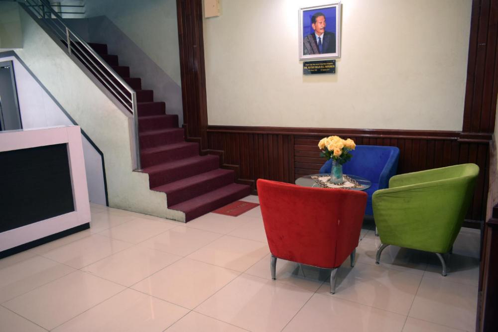 sapadia guest house sindoro