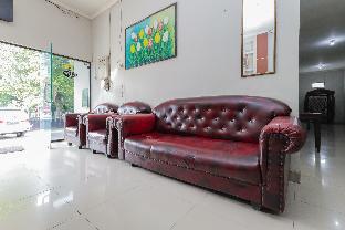 reddoorz at hotel nuansa ngawi