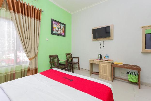 reddoorz at hotel nuansa ngawi